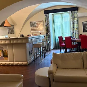 https://loft-piazza-universita.sicilyhotelsitaly.net